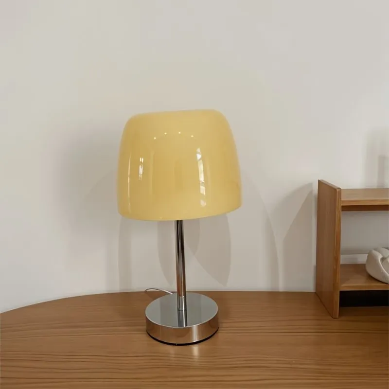 Castor Table Lamp