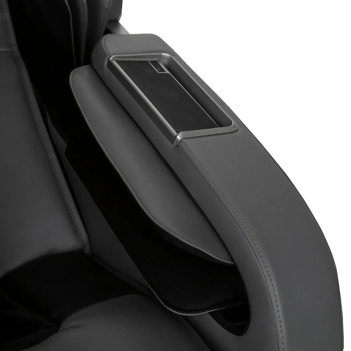 Human Touch Rove Massage Chair -New