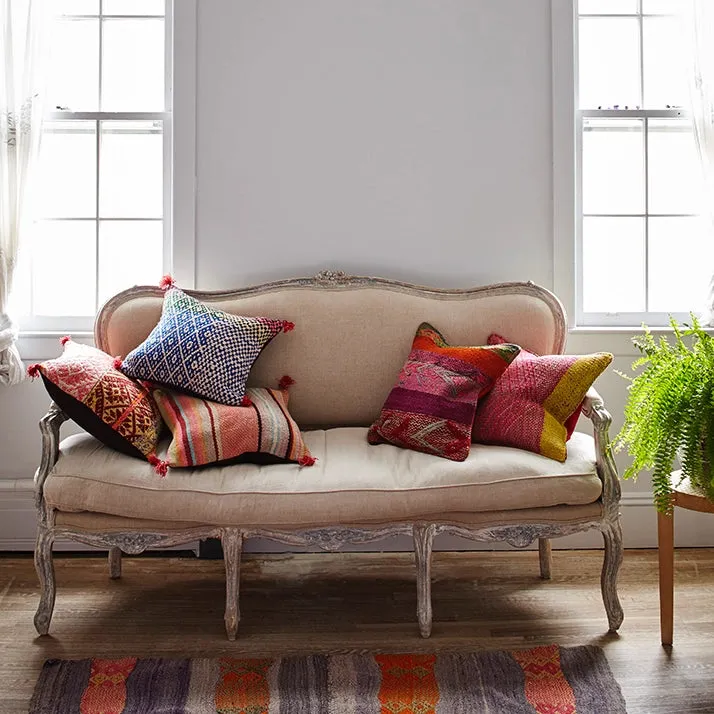 Woven Pillow 110L